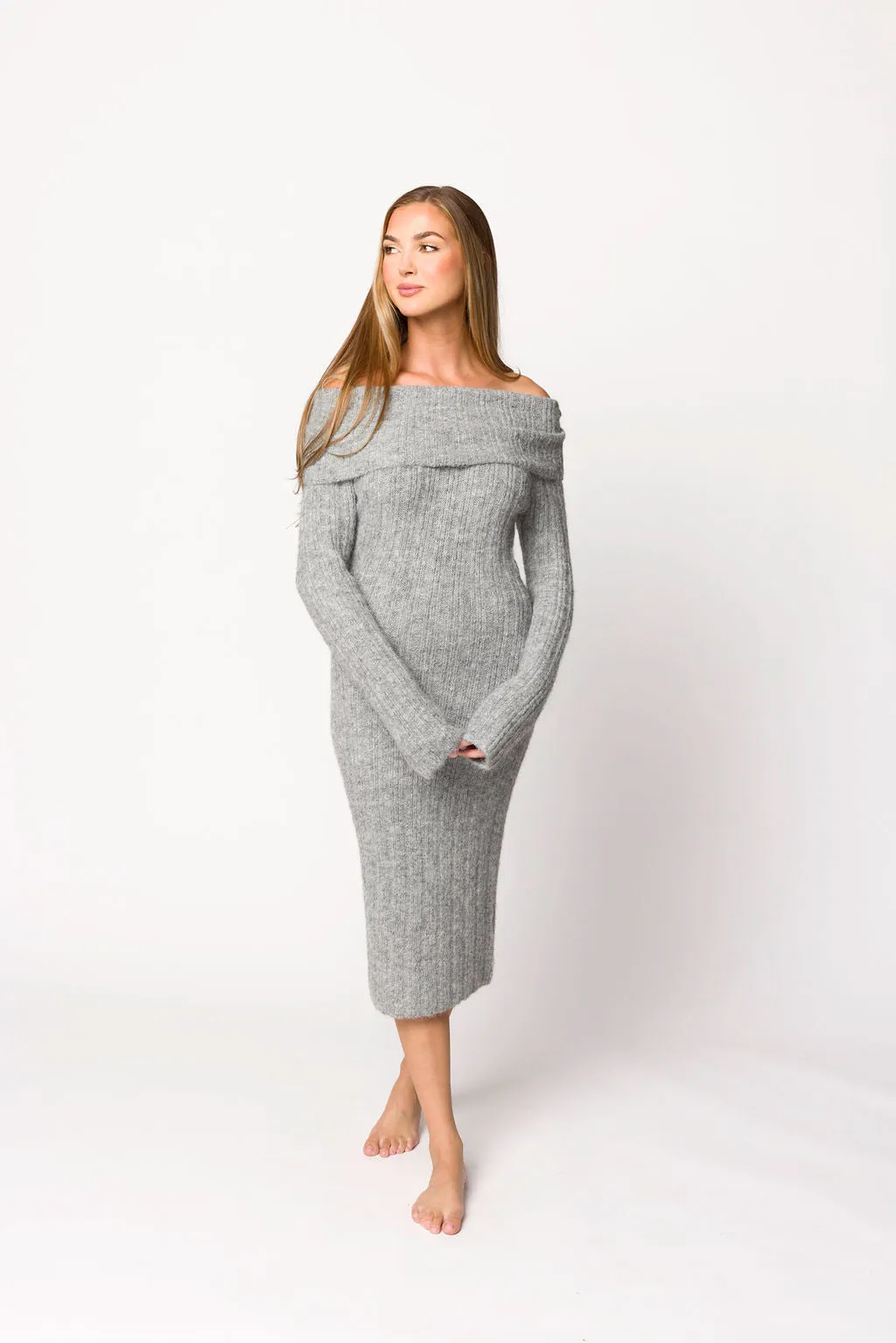 Beth Off-the-Shoulder Sweater Midi Dress in Heather Grey