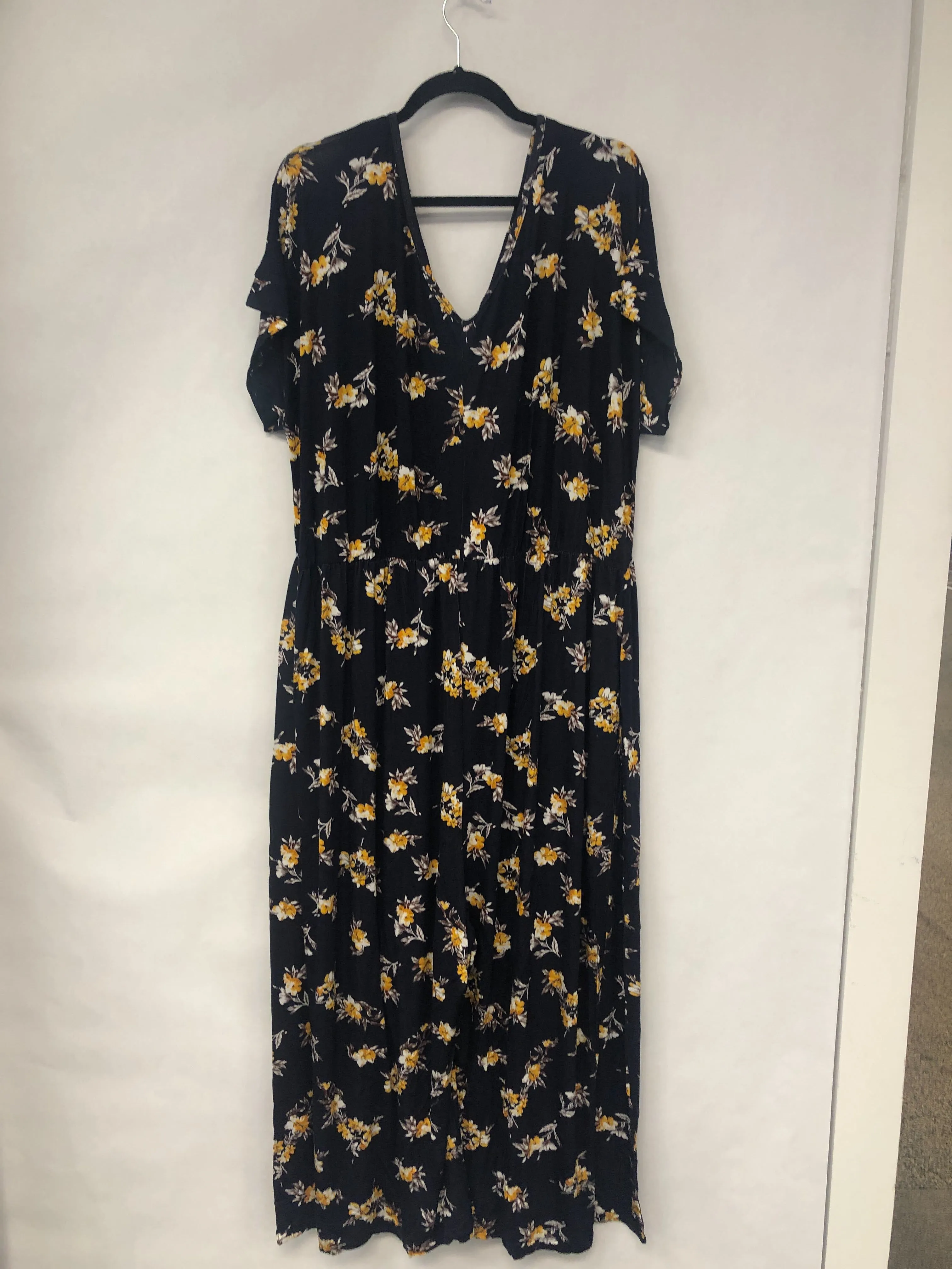 Outlet 6298 - Latched Mama V-Neck Nursing Jumpsuit - Canary Blooms - 3X