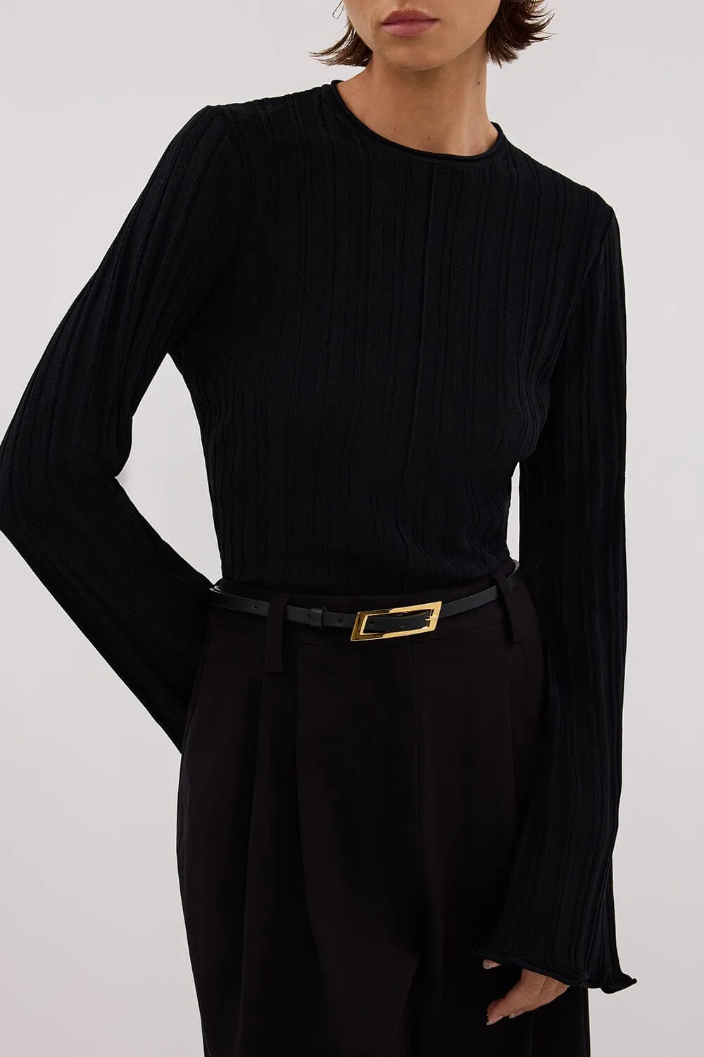 SYLVIA BLACK CREW KNIT TOP