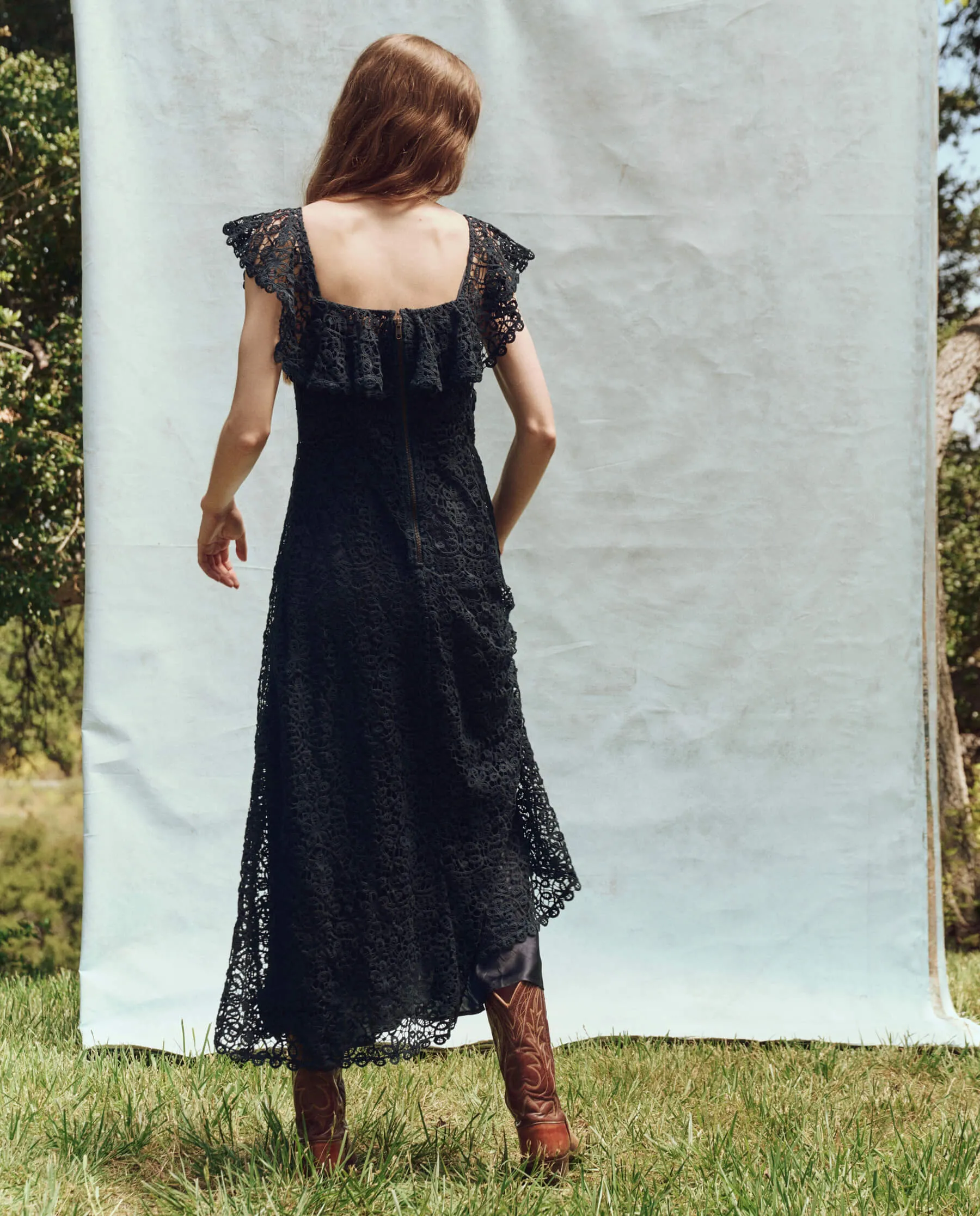 The Balcony Dress. -- Navy